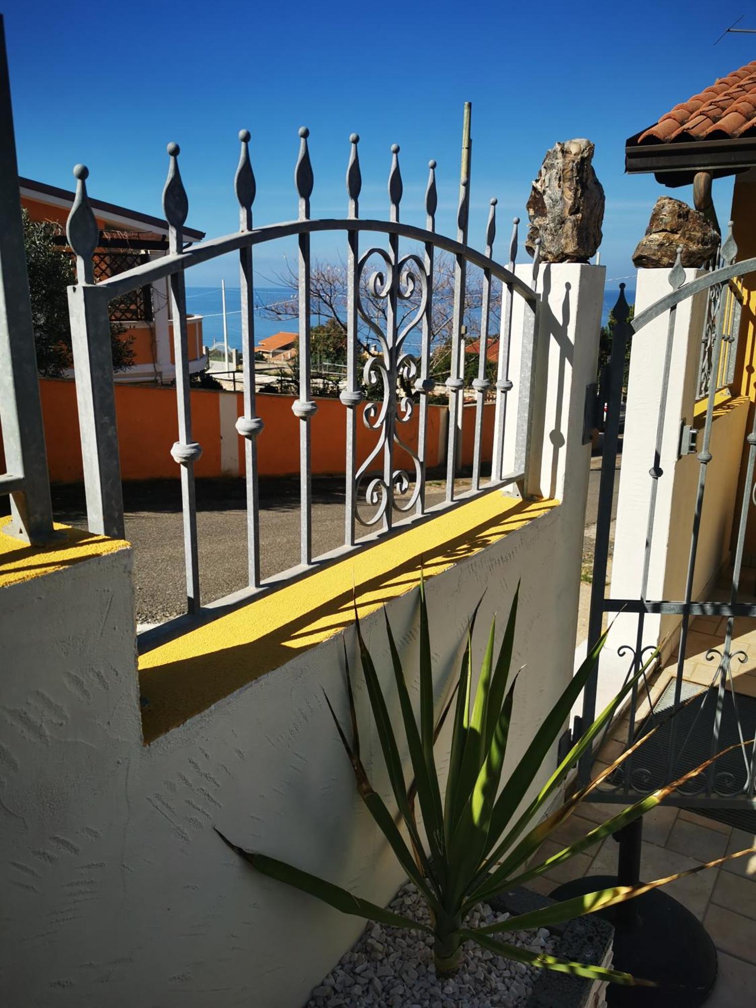 Apartamento La Casa Di Angelo Tresnuraghes Exterior foto