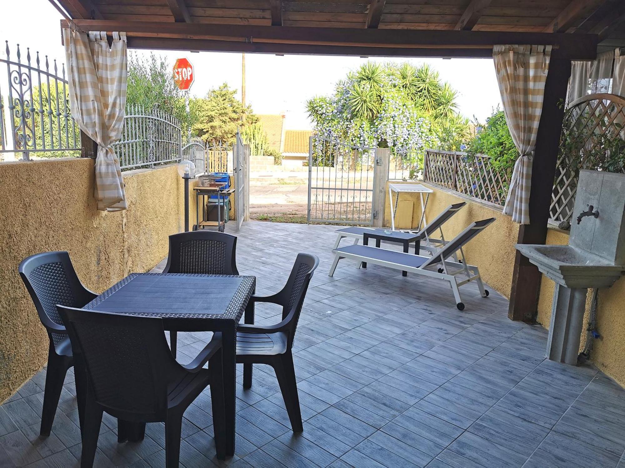 Apartamento La Casa Di Angelo Tresnuraghes Exterior foto